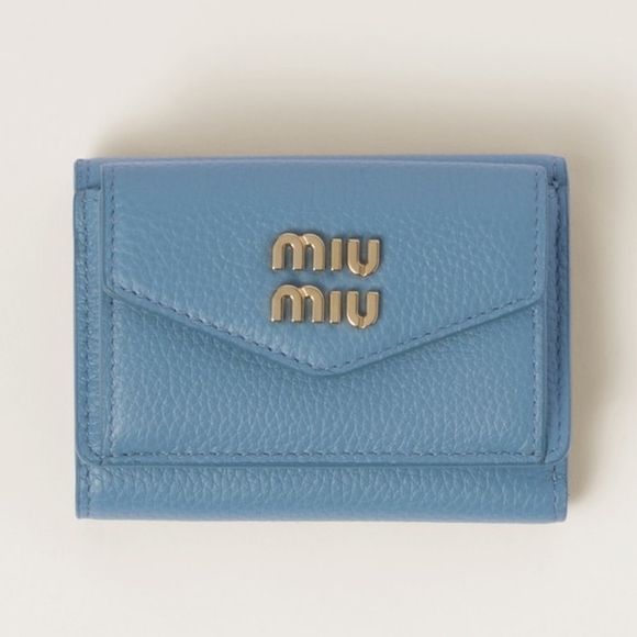 MIU MIU Vitello Dyno Leather Wallet Light Blue - Picture 1 of 4
